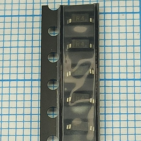MBR0540, выпрямительный диод Шоттки, 40В, 5.5А, 410мВт [SOD-123]=MBR0540T1G