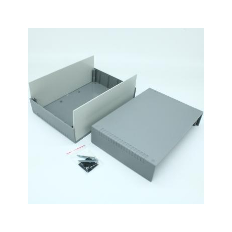 G733