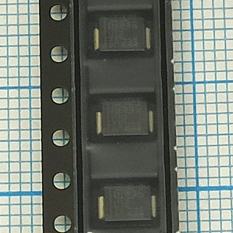 Диод STTH112U/SMB (DO-214AA)